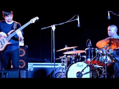 YELLOWJACKETS  Grande Solo di Russell Ferrante Live at Occhiobello