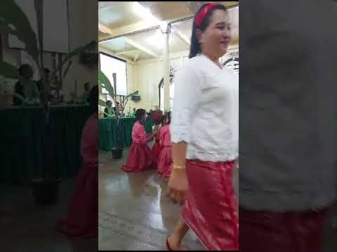 Tarian Kumpul Cengkeh.Nyanyian GPM no 212.Gereja Bethel GPM Aboru