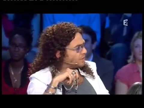 Jonathan Lambert est animateur de radio- On n’est pas couché 16 avril 2011 #ONPC