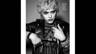 Soko - Keaton&#39;s Song [Lyrics]