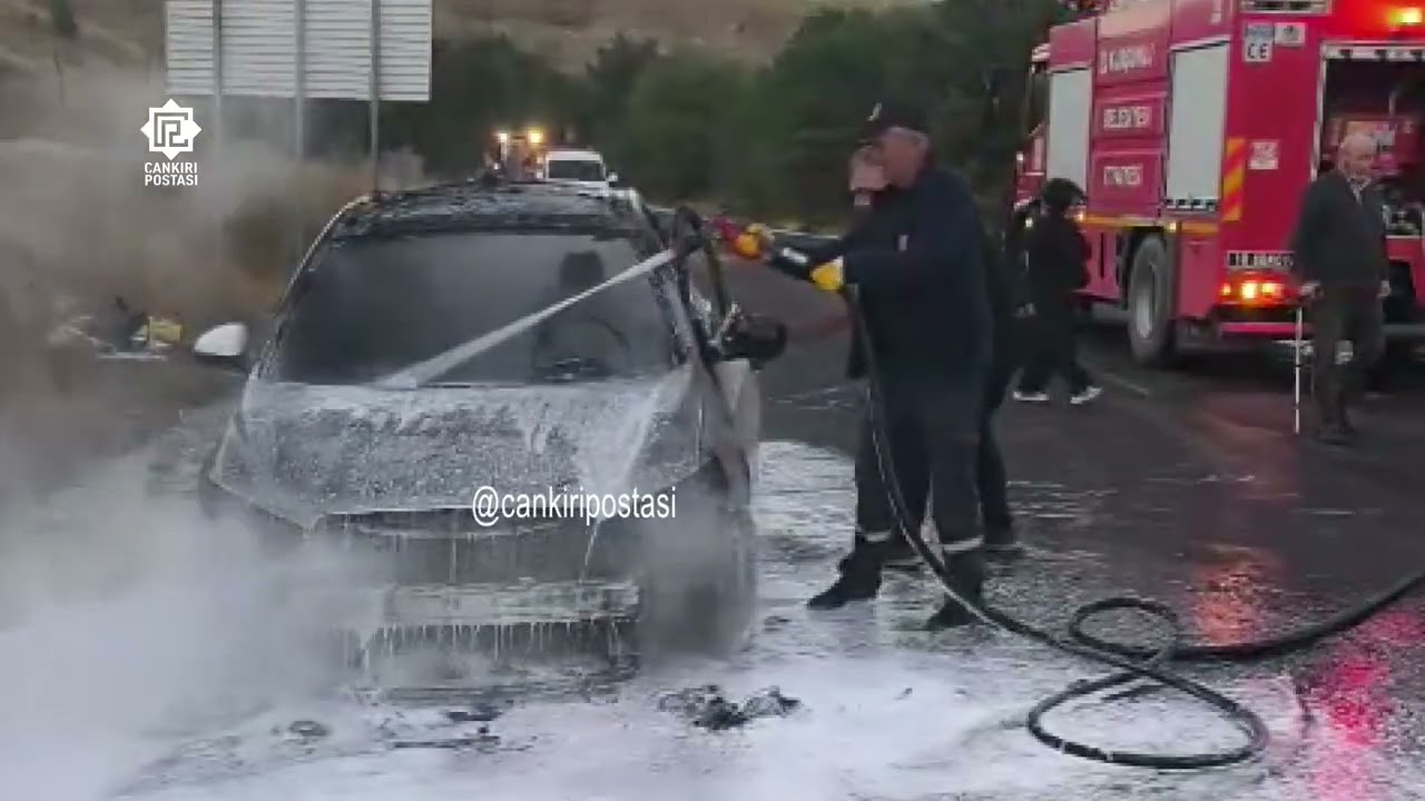 Çankırı’da seyir halindeki otomobil alevlere teslim oldu