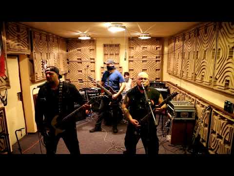 Liars - Liars- Pouliční tvor