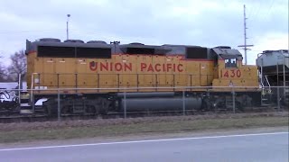 preview picture of video 'Union Pacific manifest in Railyard across from Boone, Iowa, Fairgrounds'