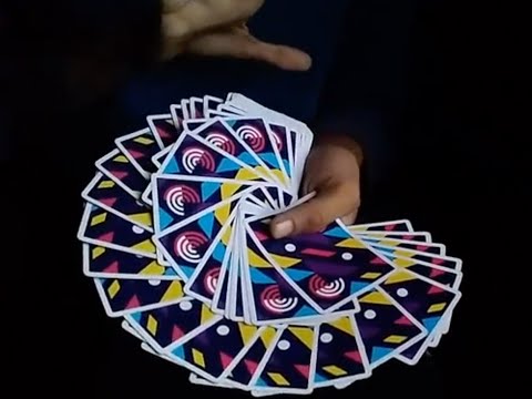 Hidden Q - Highly Visual One Handed Double Card Fan