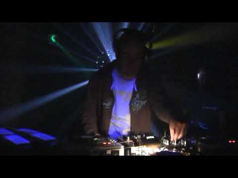 Voodoo Piet   Ravin 2