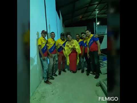 Implacables De Venezuela- A Través Del Vaso