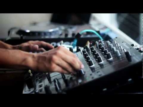 Mettylectro live from Jet Apartments Ibiza (2011)