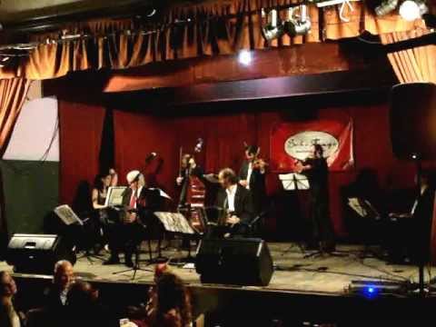 Happy Birthday - Feliz Cumpleaños - Color Tango -