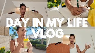 Day in My Life Vlog (building a capsule wardrobe, clothing care tips, donating, honest chat)