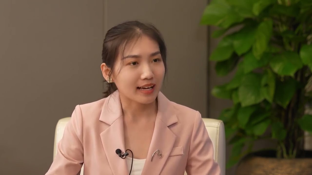 ΝΕΚΤΑΡΙΟΣ ΦΑΡΜΑΚΗΣ Ι ΣΥΝΕΝΤΕΥΞΗ ΜΕ ΤΗΝ ΗΡΩ LI ΣΤΟ CRI