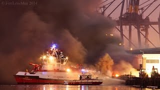 preview picture of video 'LAFD / Wharf Fire / San Pedro Fire Boats in Action! / Part 2 of 3 / Dawn-Morning'