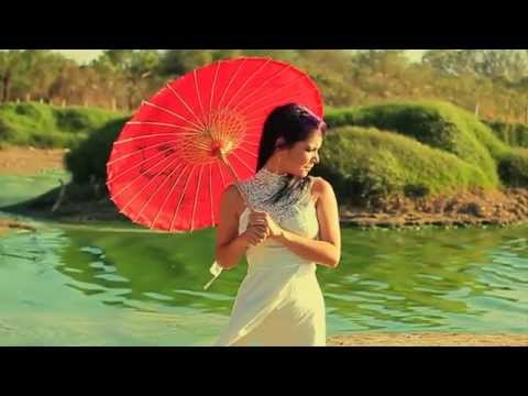 Hispana Mamba Negra ft Kryz - Oxitocina (video oficial)