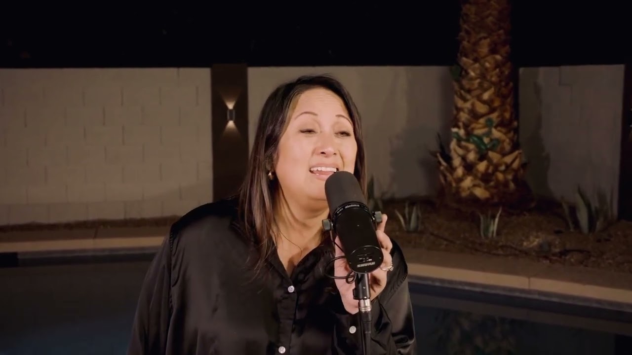 Promotional video thumbnail 1 for Lysa Berner