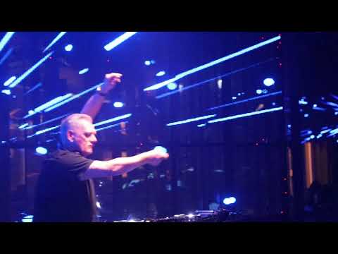 MIA clubbing + RALF 27.4.19 on www.GlamourNews.it 2° ciak