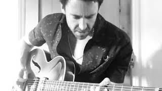 Miles Kane - Cry On My Guitar (Acoustic) (2018.07.26)