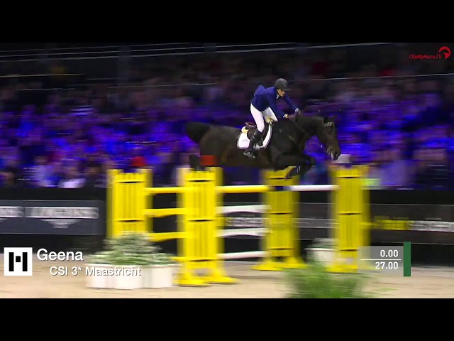 Grand-mother of the foal CatolensKey Z is the CSI 1.55m jumping mare Geena van't Roosakker with rider Janika Sprunger.
