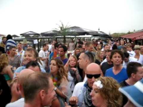 Luminosity Beach Festival 2010 - M.I.K.E. aka Push @ Waikiki Beach Stage