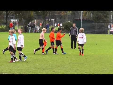 20 okt 2012 Maarssen E5 - VV De Meern E5 bkr 1-3 Overwinning wordt gevierd