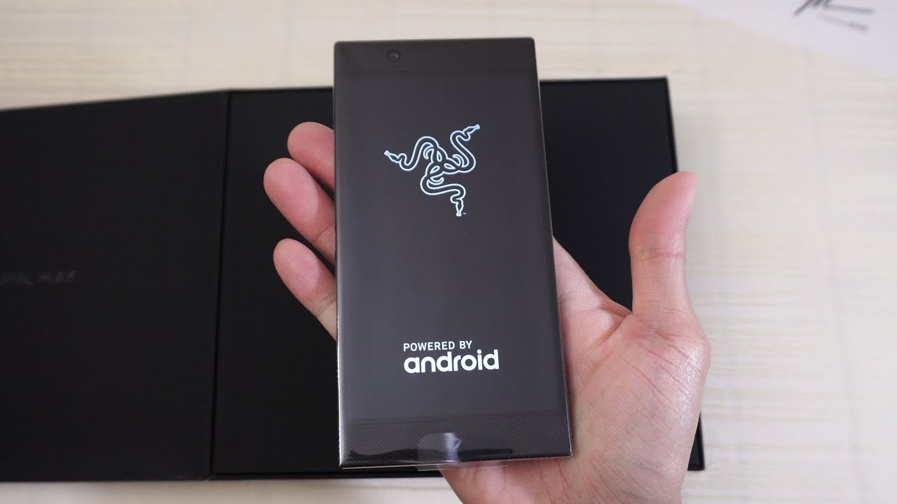 Razer Phone - Unboxing! The Smoothest Phone Ever? (4K)