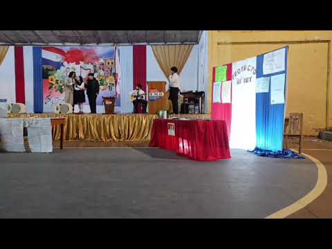 Alumnos del colegio Dr Fernando de la Mora  especialidad informática en la guitarra Alberto Franco