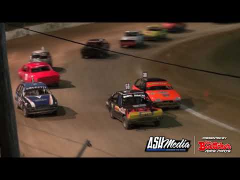 Junior Sedans: 2012/13 National Title - C-Main - Macs Speedway - 19.01.2013