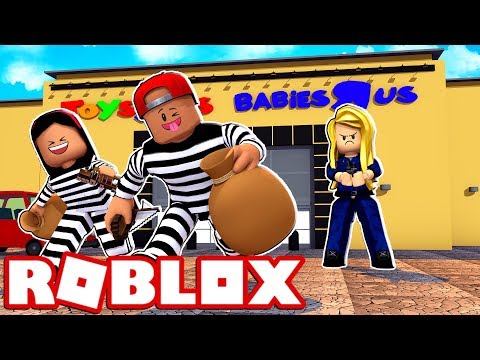 My Girlfriend And I Robbed Our Neighbor Roblox Robbery - escape the haunted house in roblox realtysummit