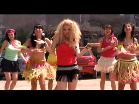 shakira - waka waka romanian( kk maka- imnul crizei ).flv