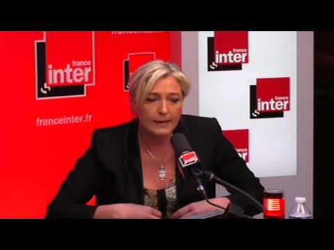 Marine Le Pen, candidate FN pour les élections législatives dans la circonscription d'Hénin-Beaumont