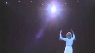 Dusty Springfield - You Don&#39;t Have To Say You Love Me (Royal Albert Hall - Dec 3, 1979)