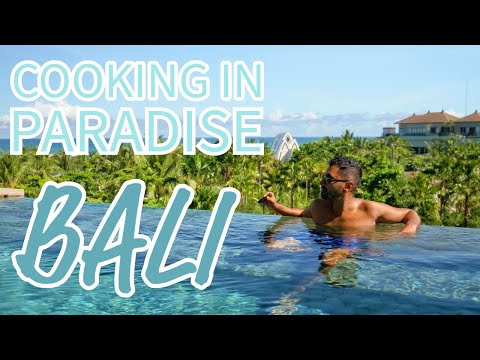 DELICIOUS DADAR GULUNG famous #Indonesian dessert - let's make it in beautiful Ritz Carlton #Bali