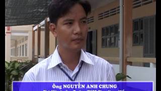 preview picture of video 'Trường THCS Phan Ngọc Hiển phấn đấu đạt chuẩn quốc gia năm 2012.avi'