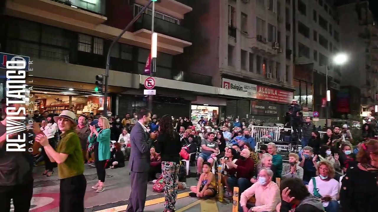 #13 Chino Laborde & Sans Souci Orquesta en Vivo: Calle Corrientes y Callao | Festival Gastronómico