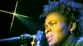 Tracy Chapman - All That You Have Is Your Soul - 12/4/1988 - Oakland Coliseum Arena (Official)