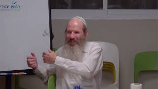 מבוא לאהבה - אהבה דרך הרגליים? | הרב יהושע וידר (ראש יהודי - מרכז למודעות עצמית) - התמונה מוצגת ישירות מתוך אתר האינטרנט יוטיוב. זכויות היוצרים בתמונה שייכות ליוצרה. קישור קרדיט למקור התוכן נמצא בתוך דף הסרטון