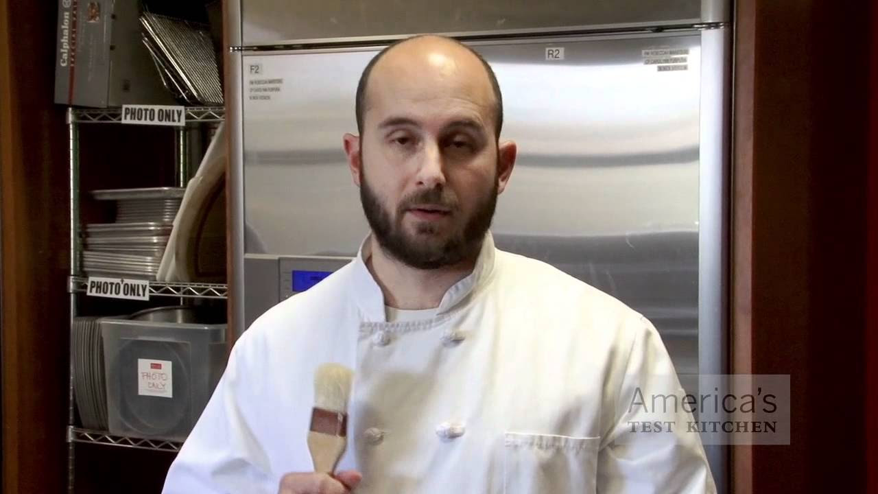 The Best Egg Wash for Perfectly Browned Breads and Pastries [2024]