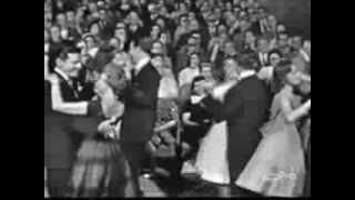 The Lawrence Welk Show - A Pretty Girl - Janet Lennon Interview - 05-27-1961