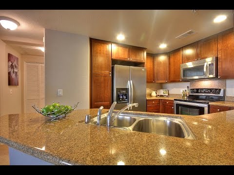 Guided Tour: Single-Level Condo w/Courtyard View - 600 South Abel St., #405