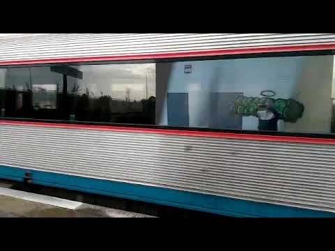 cp 0452 (serviço:95220)(entroncamento-lisboa) no apeadeiro do reguengo