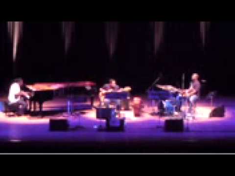 Michael Jackson's  Beat IT  Tony Suggs Trio RoYal