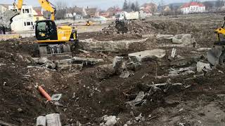 VIDEO FOTO Constructorii Lidl de pe Rusciorului au închis un drum. Sibienii nemulțumiți că nu au acces la grădini 5 video