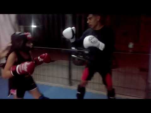 Guanteos y Entrenamiento.Jueves/31/Octubre/2019.''Gimnasio La Hiena Competición''(1)