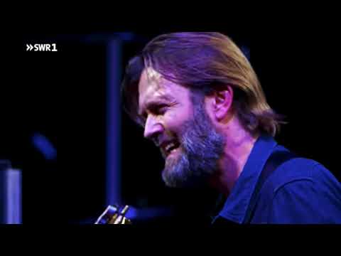 Mike Andersen - RIGHT NOW IT HURTS