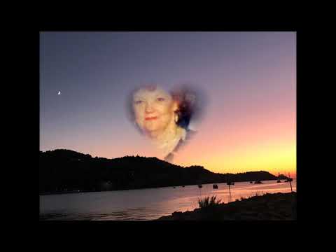 "Mirno nam plove čolnič življenja" - GABRIJELA & ORFEUM- Sestre Budja-the family choir from Sweden