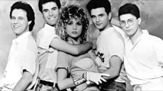 OLE OLE Feat. MARTA SANCHEZ - SOLDADOS DEL AMOR