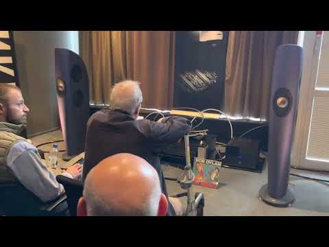 Gothenburg hifi show 2022 - Kef Blade Meta One Aqua Formula xHD Diva LinQ Rega P10 Aura