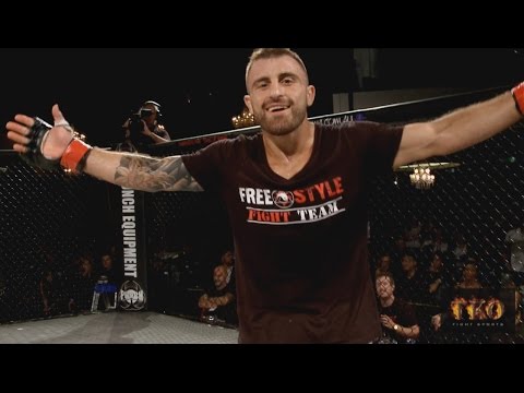 Report: Jeremy Kennedy Faces Alexander Volkanovski At UFC 221