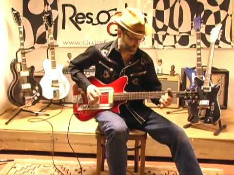 Res-O-Glas Guitar GuitarKitsUSA Fiberglass Guitar Demo #2