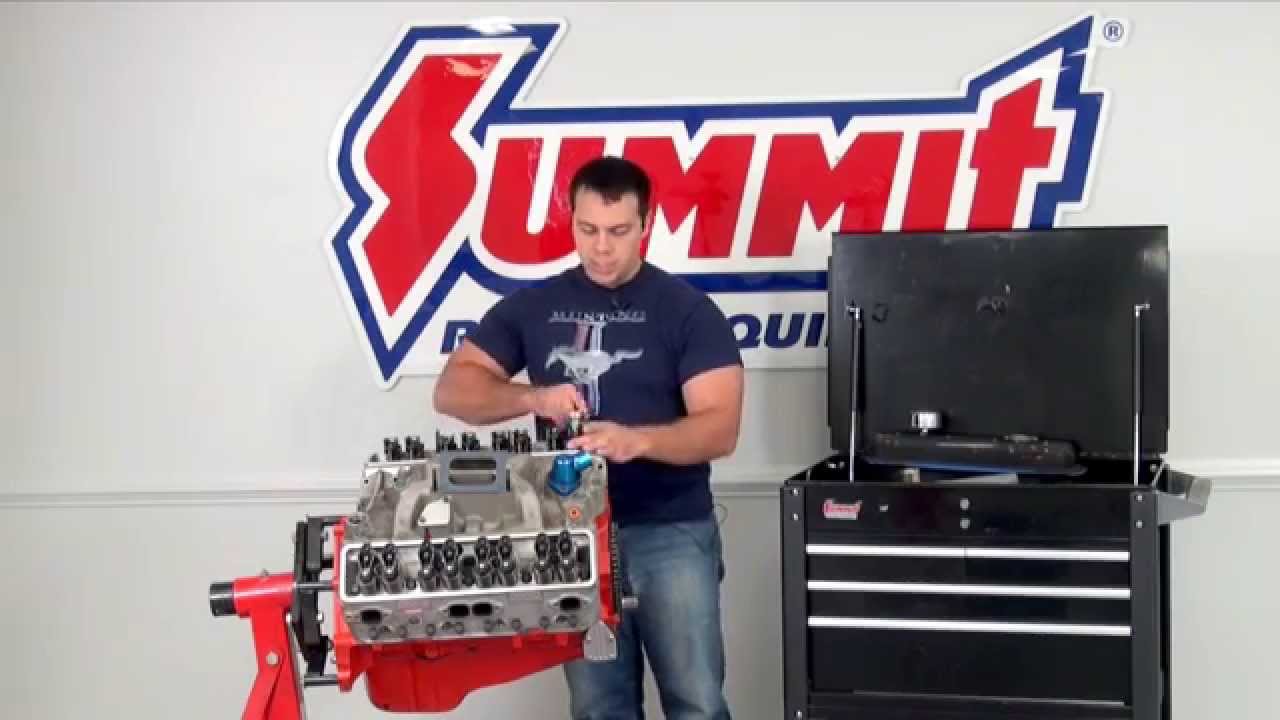 Setting Valve Lash on Solid and Hydraulic Lifters