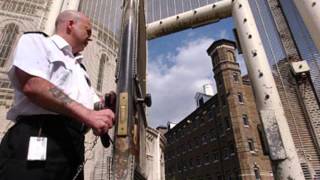 Silent Bear/ Pete Seeger- Freedom For Leonard Peltier ( Bring Him Home) W/ David Amram