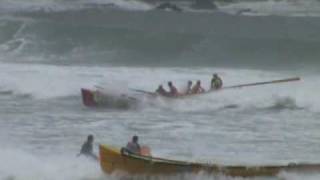 preview picture of video 'Surf boats Piha 2008'